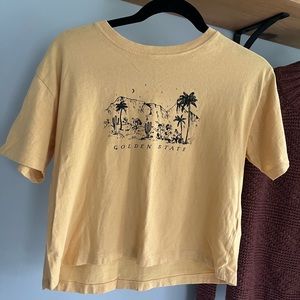Garage yellow graphic short sleeve tee